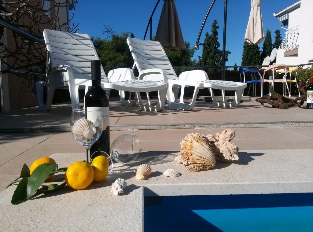 Apartments Villa Natali - Heating Pool Trogir Exterior foto