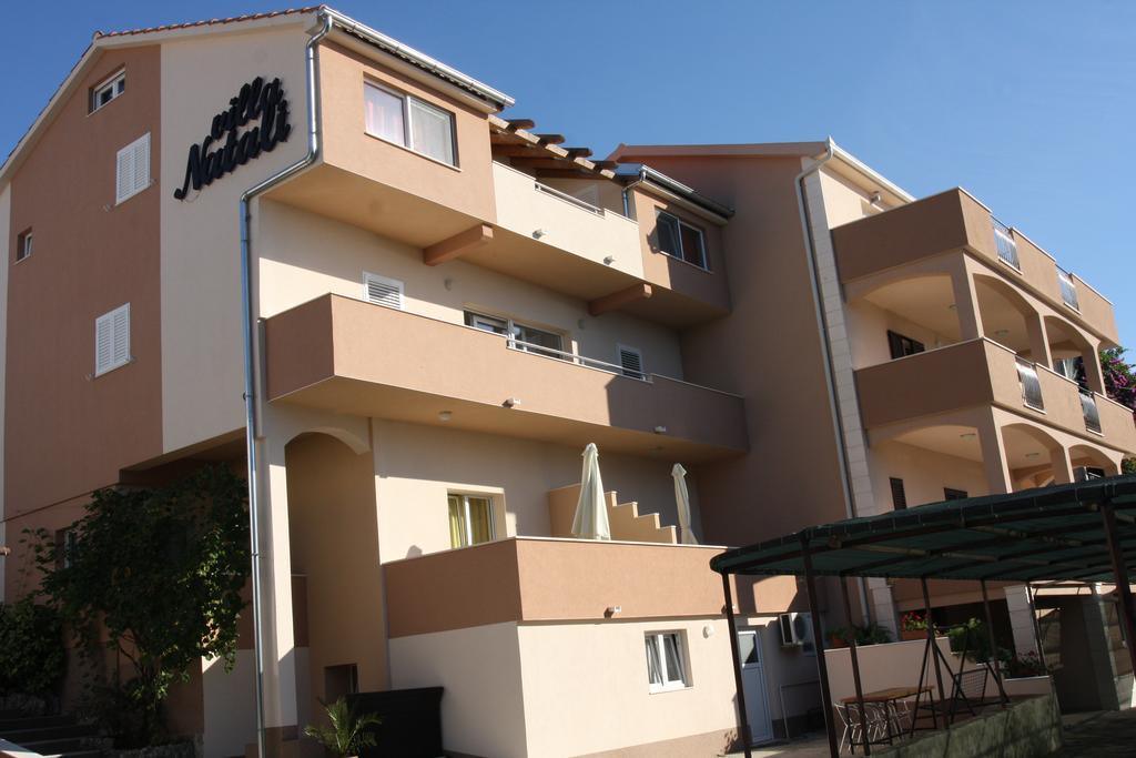 Apartments Villa Natali - Heating Pool Trogir Exterior foto
