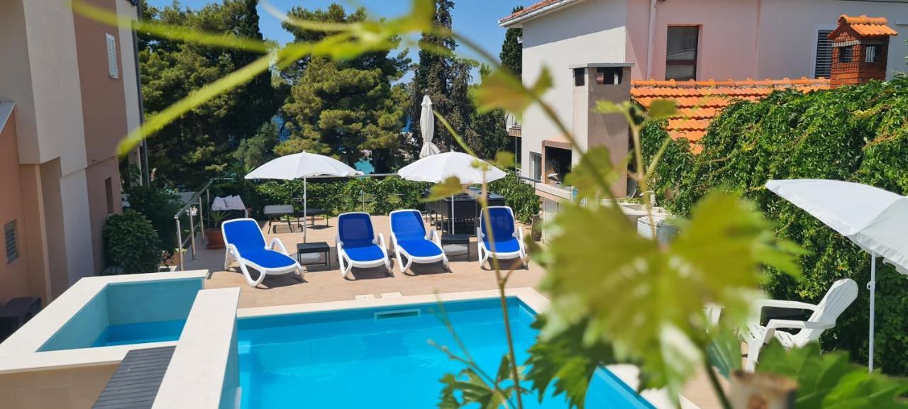 Apartments Villa Natali - Heating Pool Trogir Exterior foto