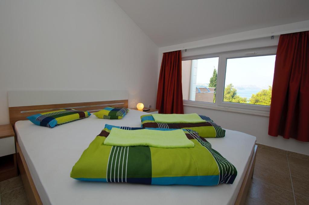 Apartments Villa Natali - Heating Pool Trogir Zimmer foto